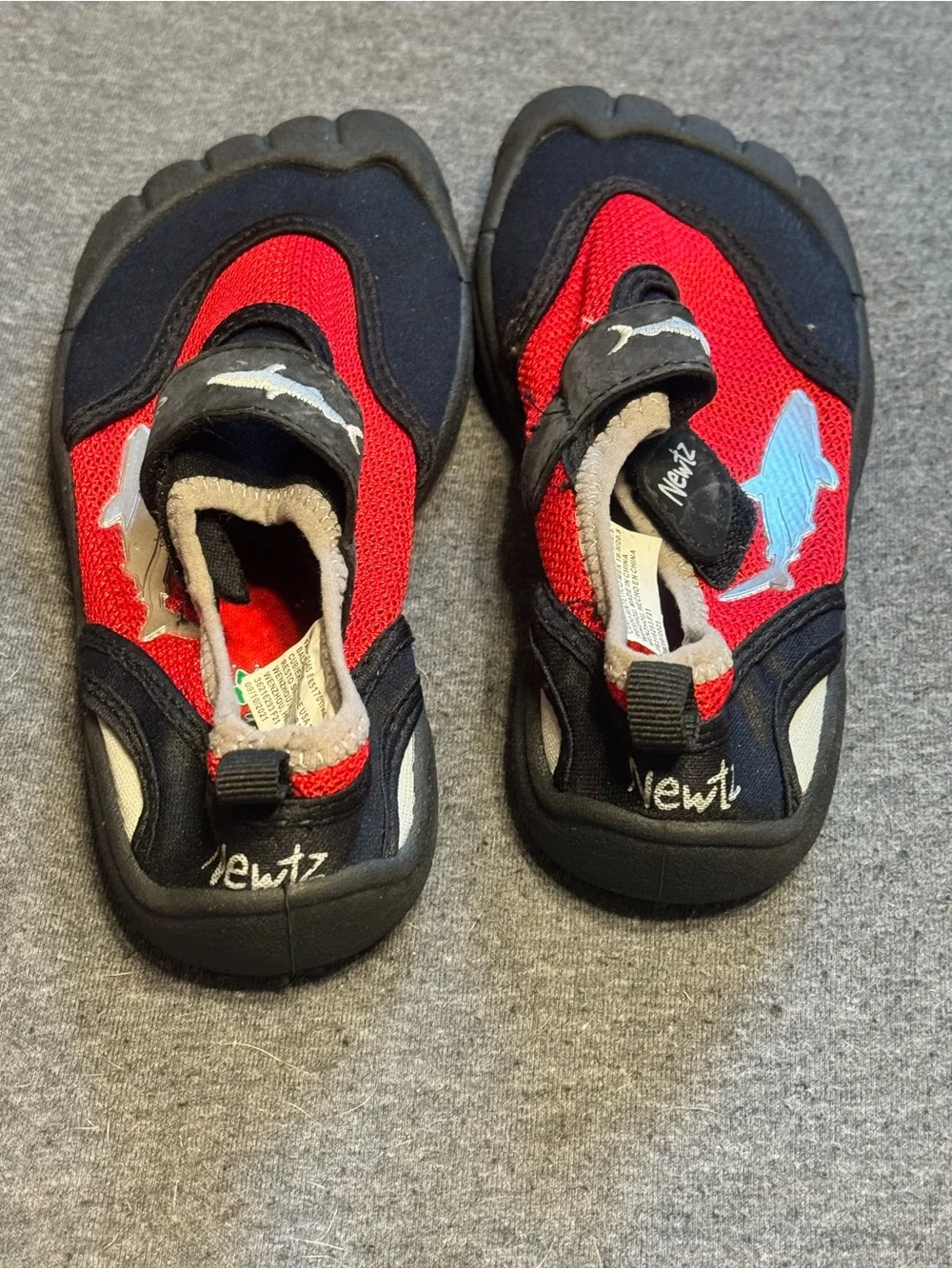 Newtz Children's Red & Black Water Shoes with Shark Accent Boys/Unisex sz 13 Kid